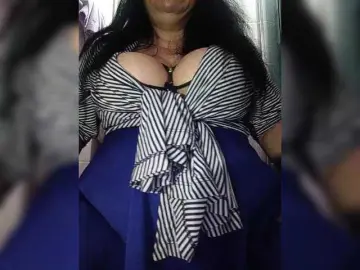 Xo4y2sexa  live sex cam