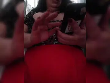 Xo4y2sexa  live sex cam