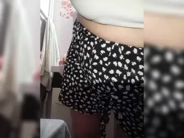 Xo4y2sexa  live sex cam