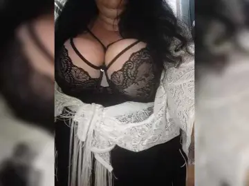 Xo4y2sexa  live sex cam