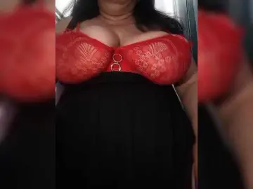 Xo4y2sexa  live sex cam