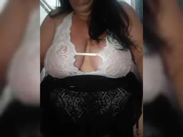 Xo4y2sexa  live sex cam