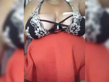 Xo4y2sexa  live sex cam