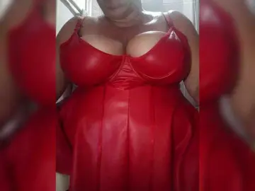 Xo4y2sexa  live sex cam