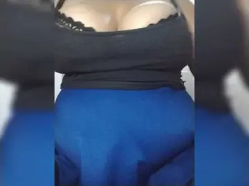 Xo4y2sexa  live sex cam