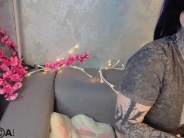 Honeycherrry  live sex cam