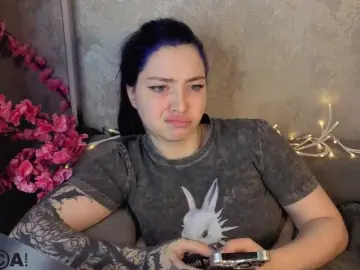 Honeycherrry  live sex cam