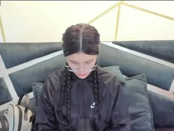 Maddy-jacksonw  live sex cam