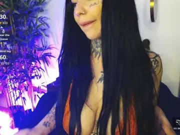 CreamyInk  live sex cam