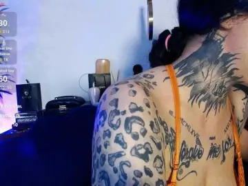 CreamyInk  live sex cam