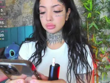 CreamyInk  live sex cam