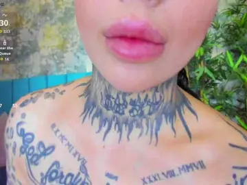 CreamyInk  live sex cam