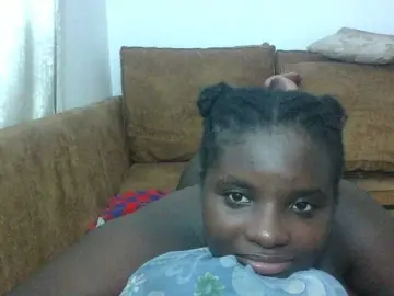 Hotybobbies  live sex cam