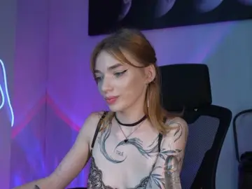 LinaVelle  live sex cam