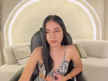 LucieMartin  live sex cam