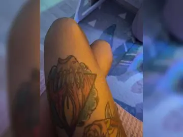 Marussiaa  live sex cam