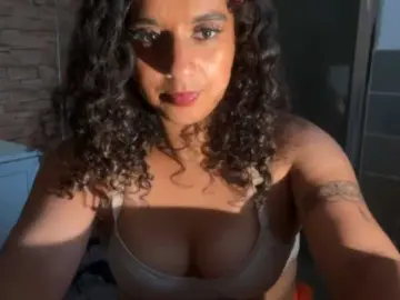 Fayfay21  live sex cam