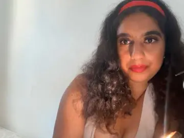 Fayfay21  live sex cam