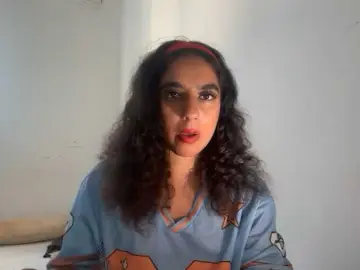 Fayfay21  live sex cam