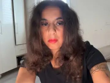 Fayfay21  live sex cam