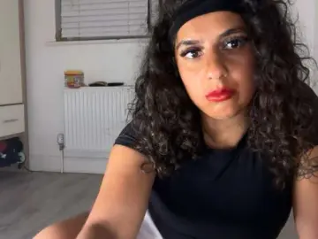 Fayfay21  live sex cam