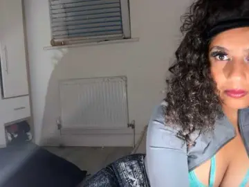 Fayfay21  live sex cam