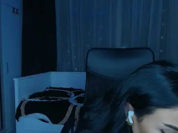 Queenmeryem  live sex cam