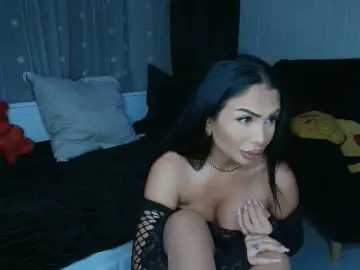 Queenmeryem  live sex cam