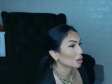 Queenmeryem  live sex cam