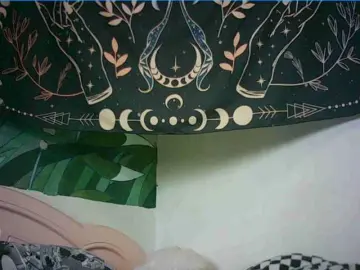 Uwu-emmy  live sex cam