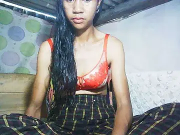 Ginahhot  live sex cam