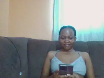 Hotchille  live sex cam