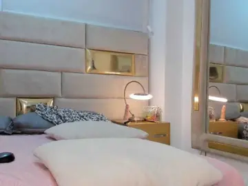 LudoviccaMark  live sex cam