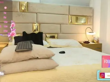 LudoviccaMark  live sex cam