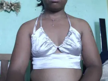 Noumia  live sex cam