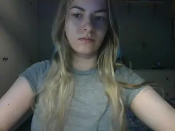 RosieJune  live sex cam