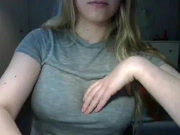 RosieJune  live sex cam
