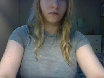RosieJune  live sex cam