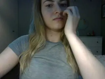 RosieJune  live sex cam