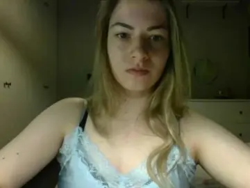 RosieJune  live sex cam