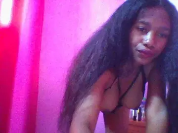 Santchi  live sex cam