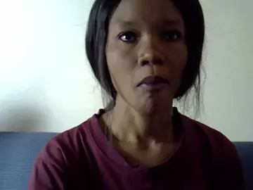 Sexyroses  live sex cam