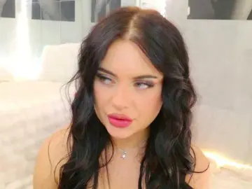 Celia-chanel  live sex cam