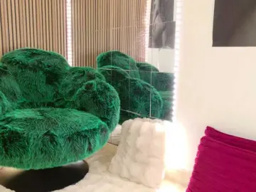 Celia-chanel  live sex cam