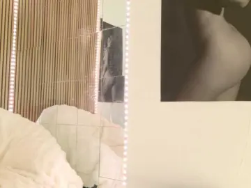 Celia-chanel  live sex cam
