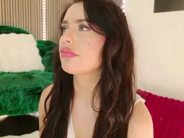 Celia-chanel  live sex cam