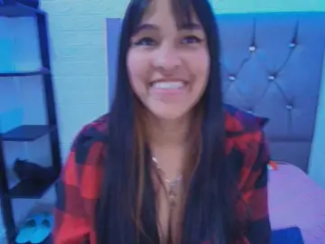 Lily-boo  live sex cam