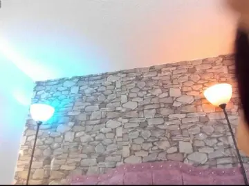 Lily-boo  live sex cam