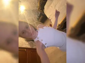 Minimaus-1  live sex cam