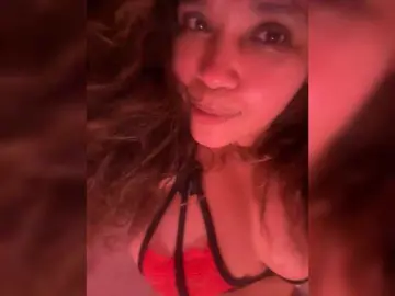 Candela-lat  live sex cam